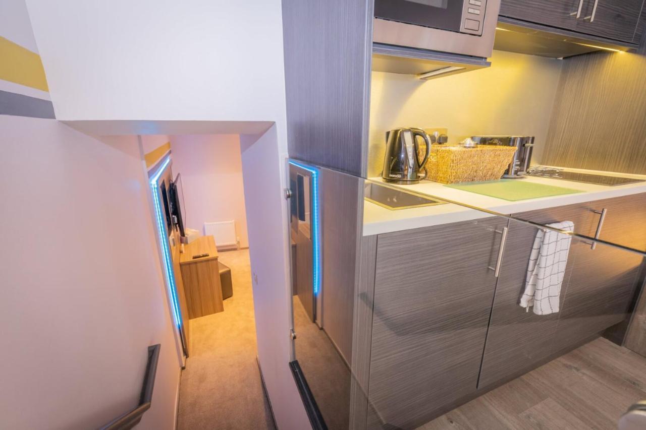 Court Residence Aparthotel Линлитгоу Экстерьер фото