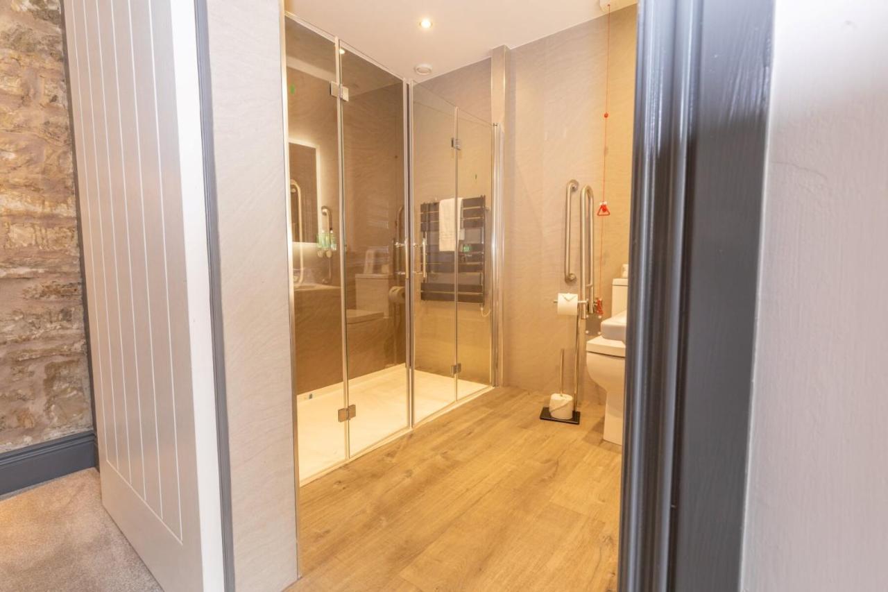 Court Residence Aparthotel Линлитгоу Экстерьер фото