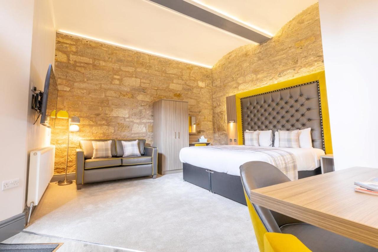 Court Residence Aparthotel Линлитгоу Экстерьер фото