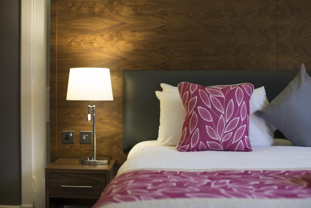Court Residence Aparthotel Линлитгоу Экстерьер фото