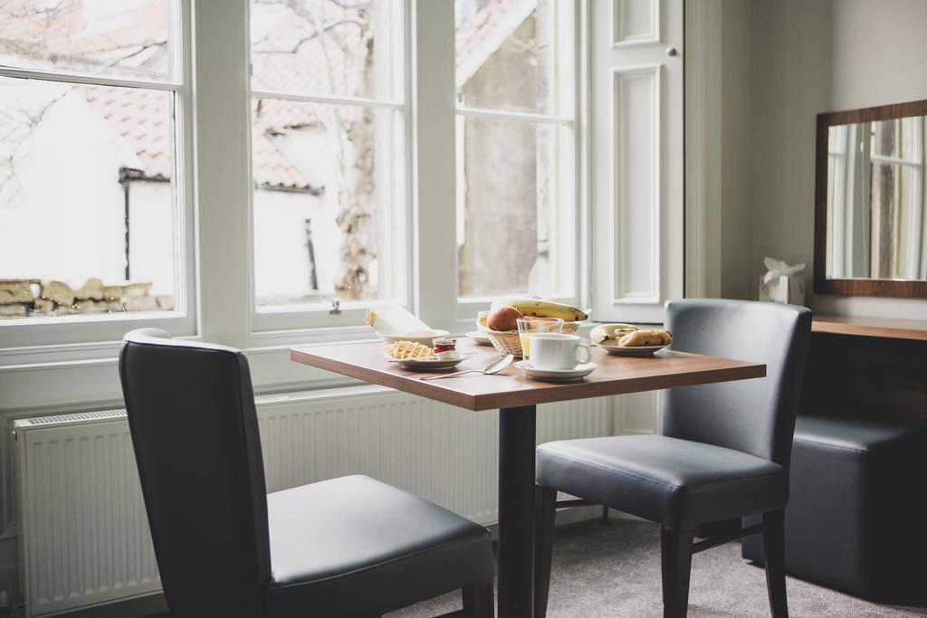Court Residence Aparthotel Линлитгоу Экстерьер фото