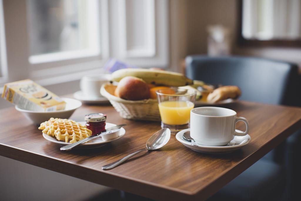 Court Residence Aparthotel Линлитгоу Экстерьер фото