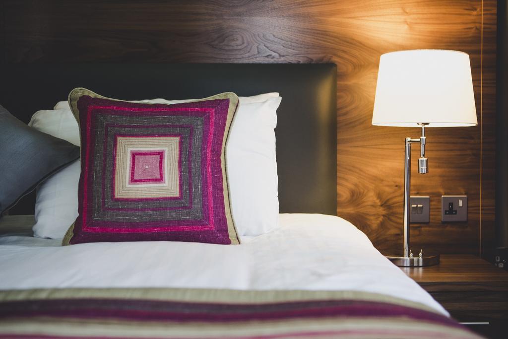 Court Residence Aparthotel Линлитгоу Экстерьер фото