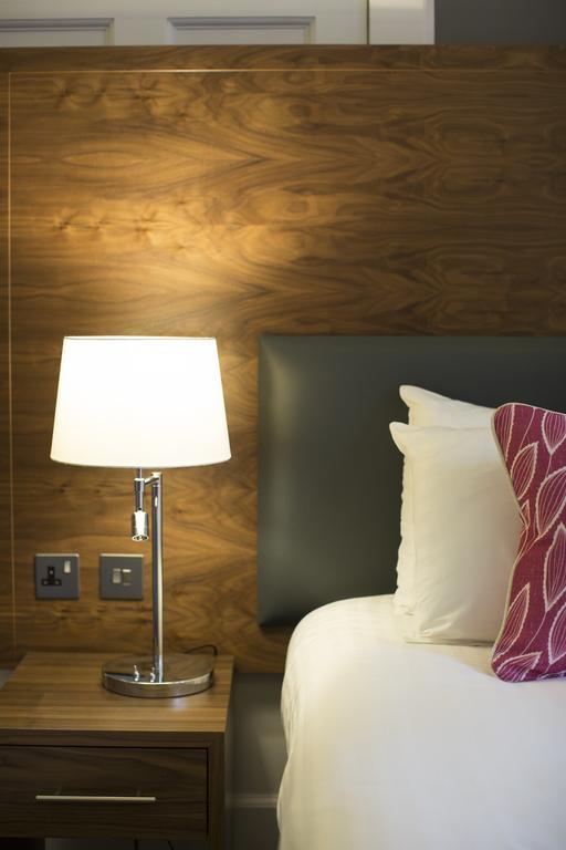 Court Residence Aparthotel Линлитгоу Экстерьер фото