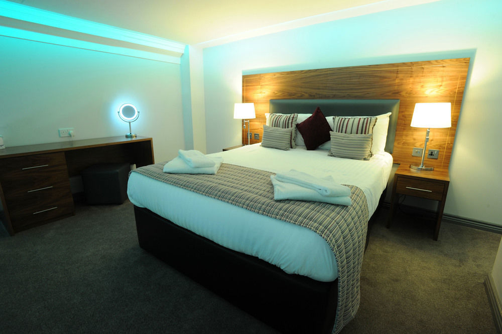 Court Residence Aparthotel Линлитгоу Экстерьер фото